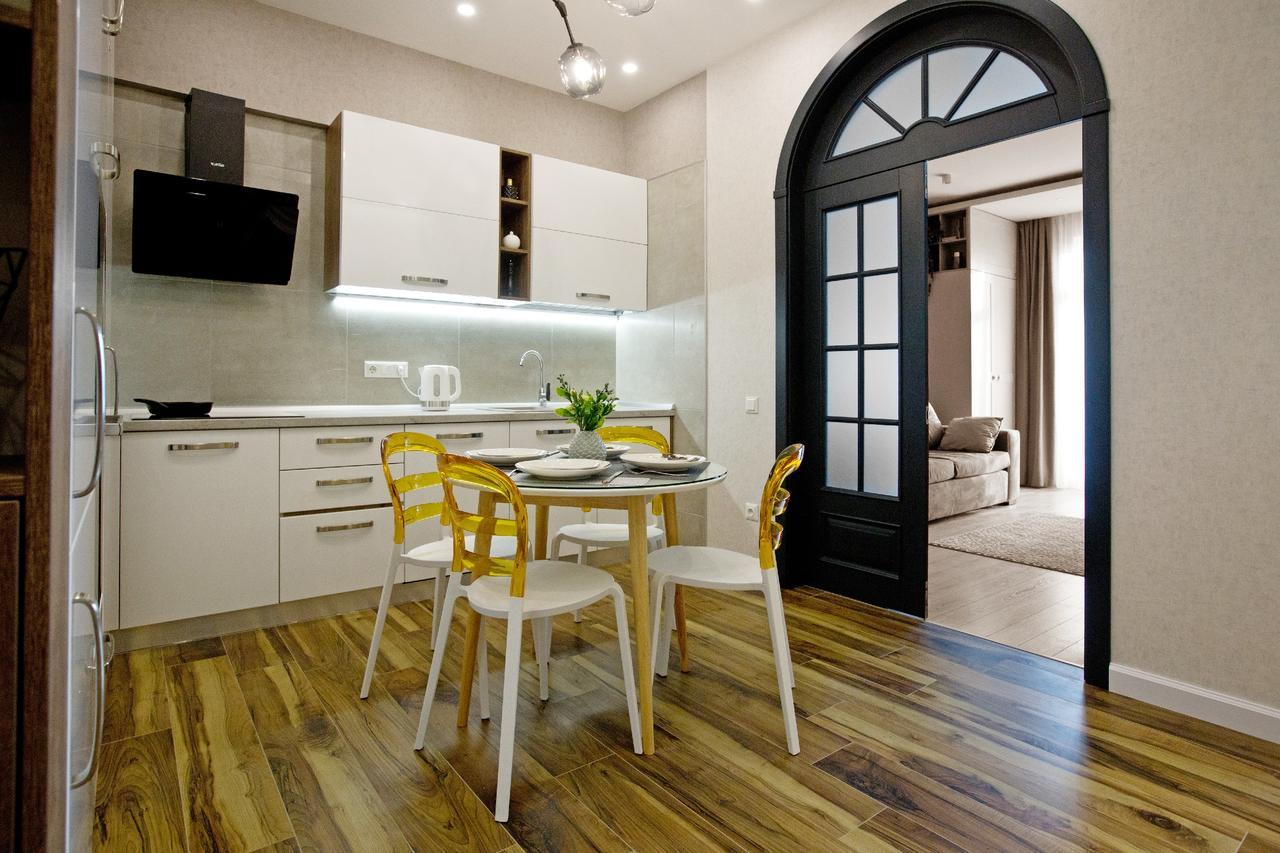 Sunny Belle Apartments Odesa Exterior photo